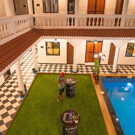Sapphire Mansion Ξενοδοχείο Alībāg Εξωτερικό φωτογραφία