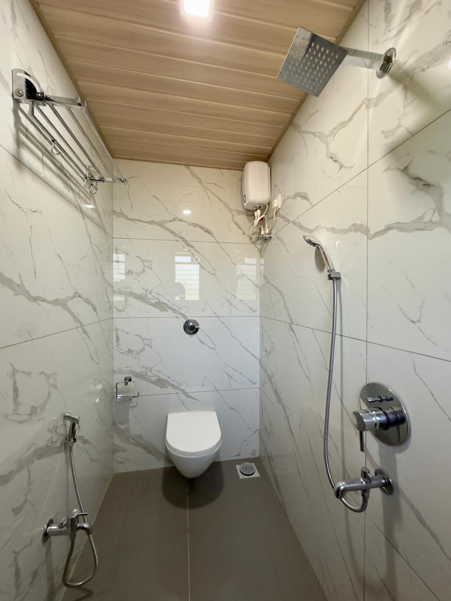 Sapphire Mansion Ξενοδοχείο Alībāg Εξωτερικό φωτογραφία