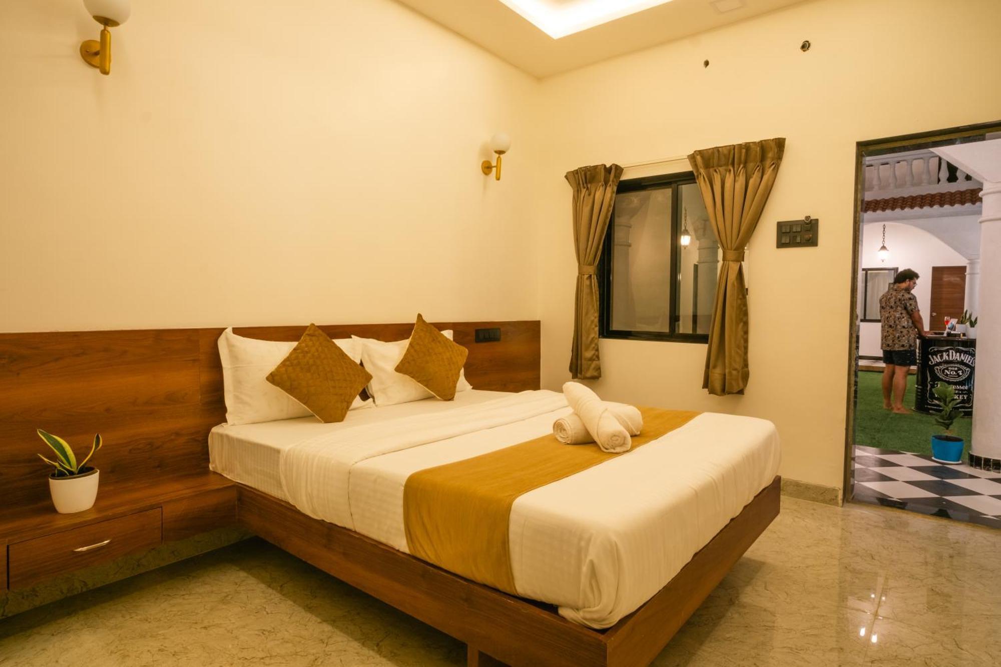 Sapphire Mansion Ξενοδοχείο Alībāg Εξωτερικό φωτογραφία