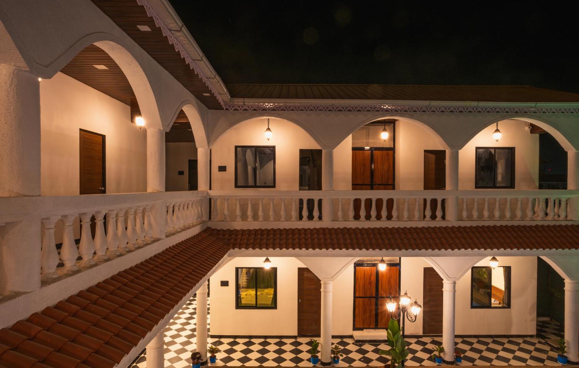 Sapphire Mansion Ξενοδοχείο Alībāg Εξωτερικό φωτογραφία