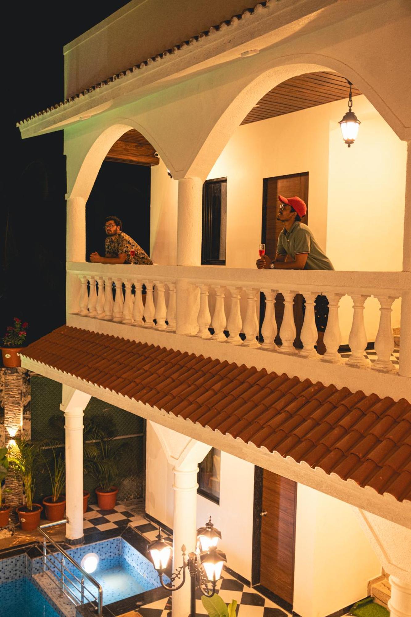 Sapphire Mansion Ξενοδοχείο Alībāg Εξωτερικό φωτογραφία