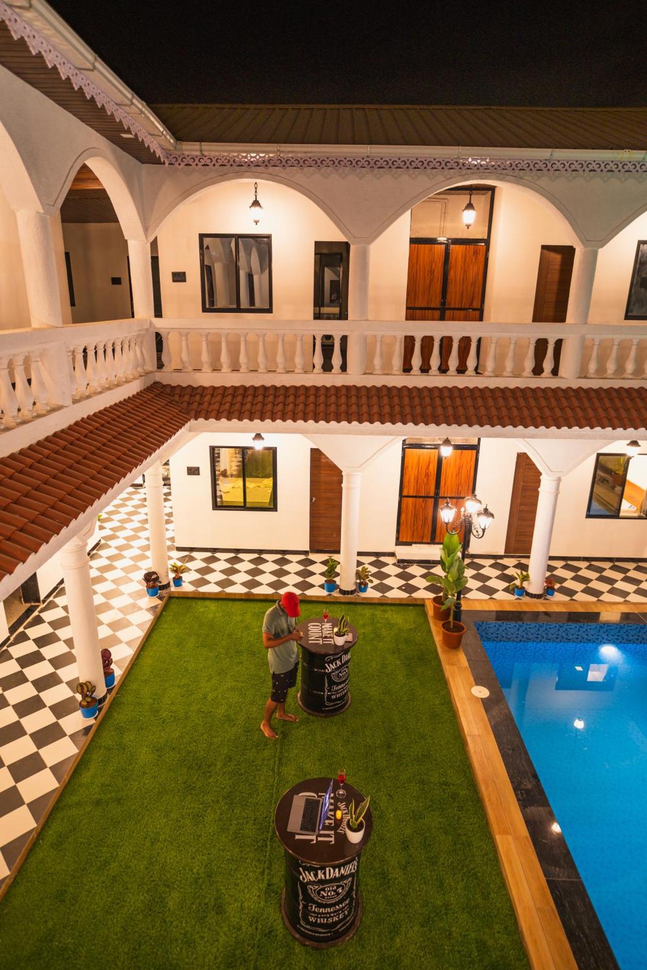 Sapphire Mansion Ξενοδοχείο Alībāg Εξωτερικό φωτογραφία