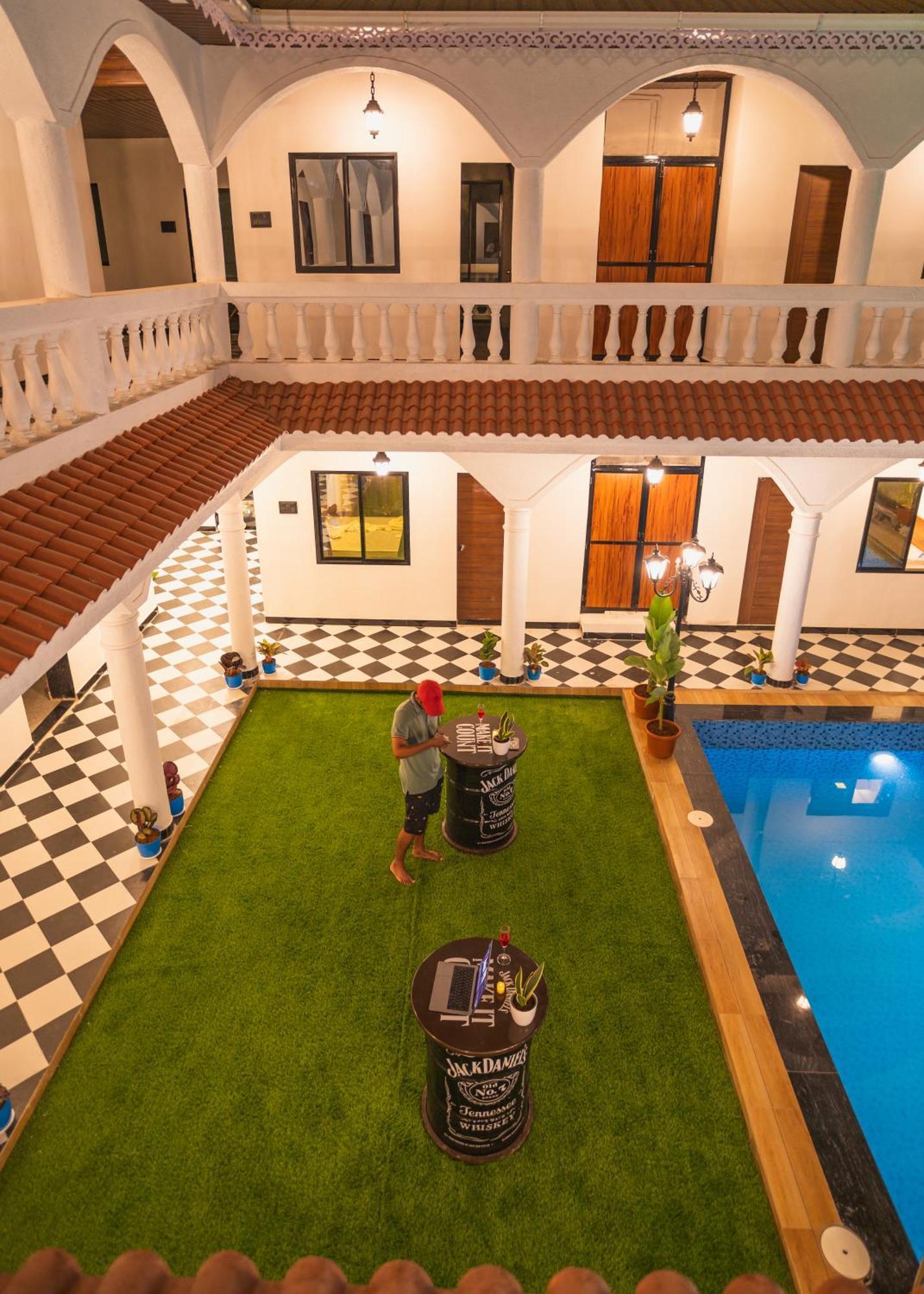 Sapphire Mansion Ξενοδοχείο Alībāg Εξωτερικό φωτογραφία