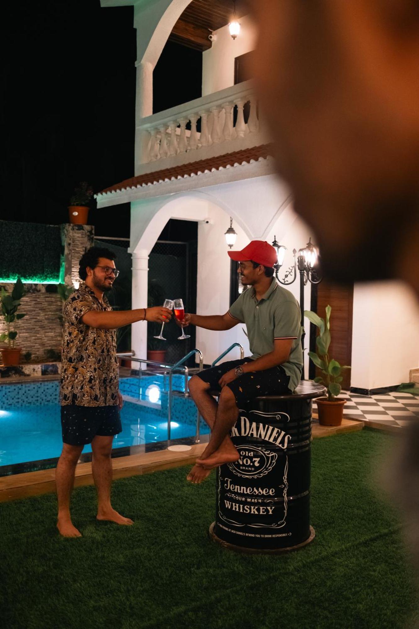 Sapphire Mansion Ξενοδοχείο Alībāg Εξωτερικό φωτογραφία